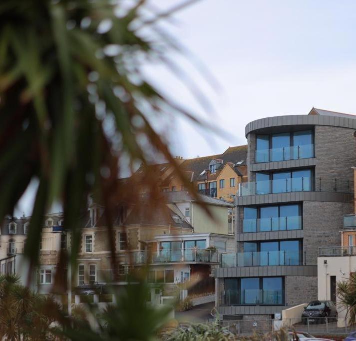 2 The View Apartments Ilfracombe - Seafront, Parking, Lift, Ev Екстер'єр фото