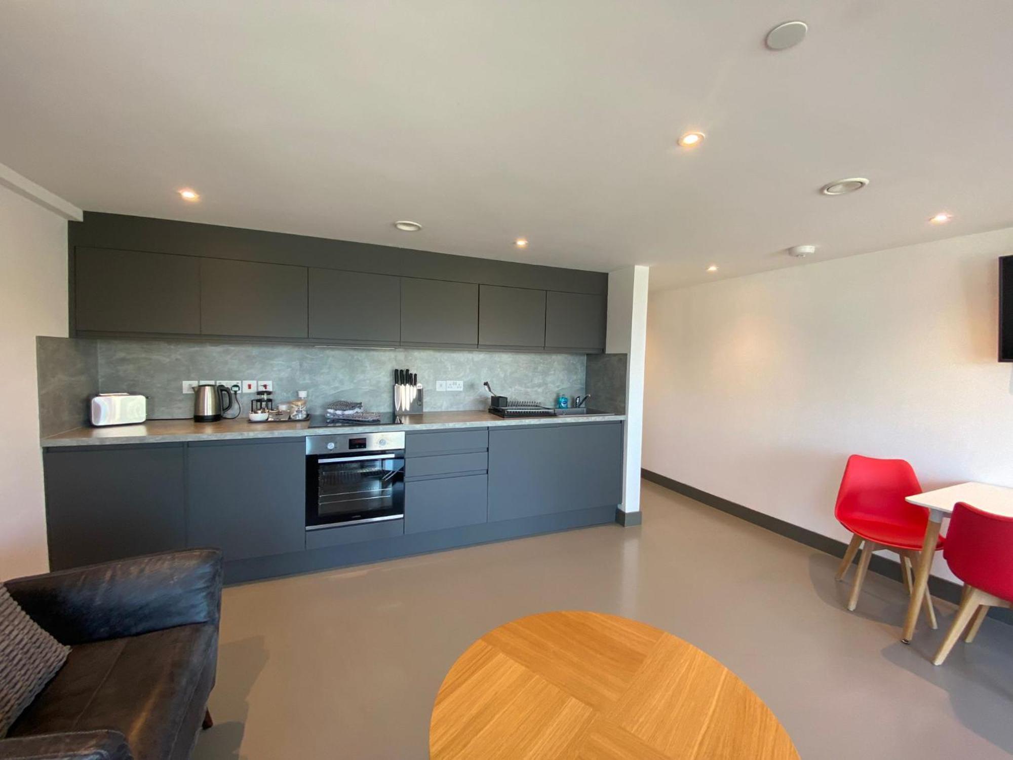 2 The View Apartments Ilfracombe - Seafront, Parking, Lift, Ev Екстер'єр фото