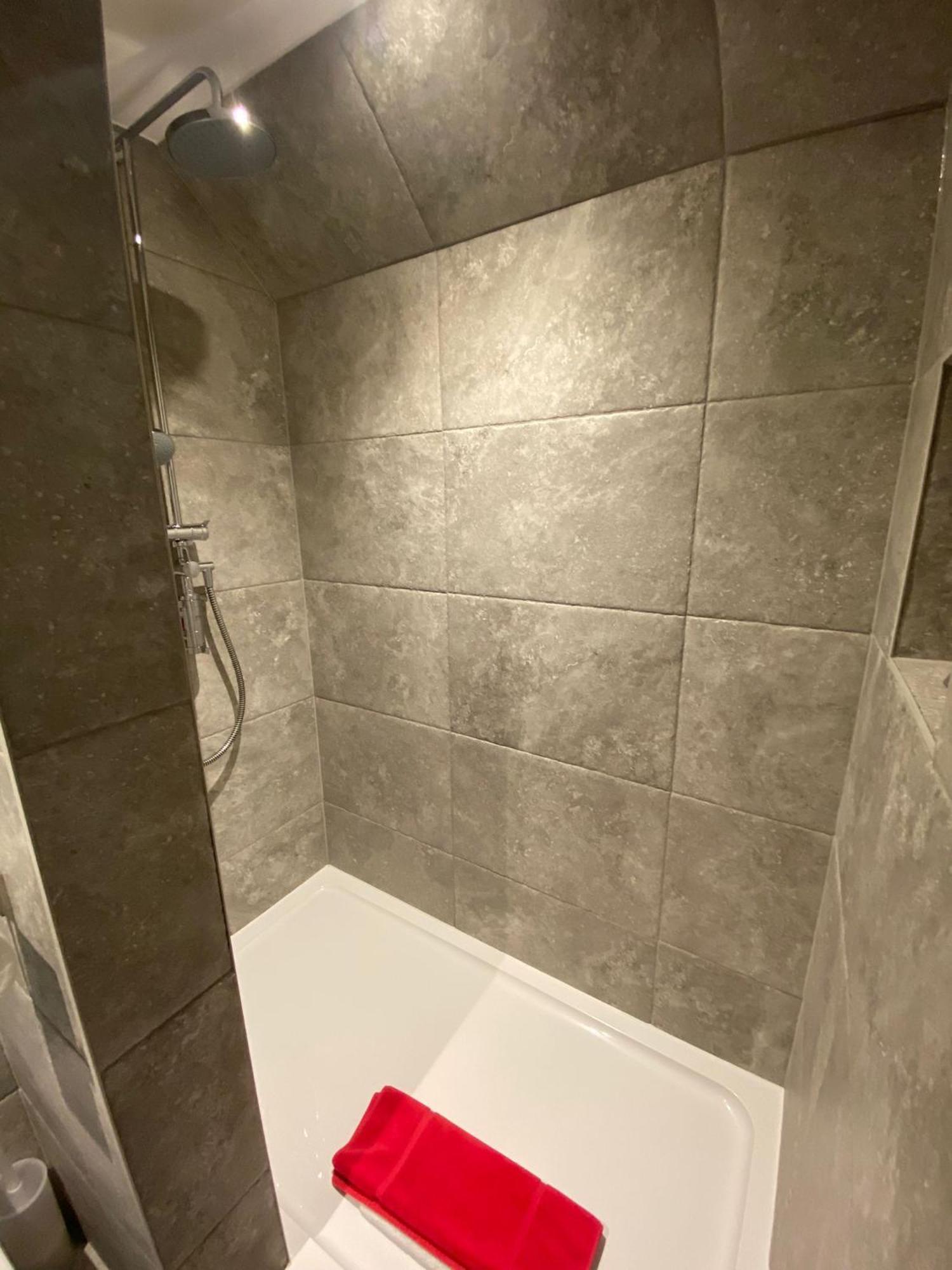 2 The View Apartments Ilfracombe - Seafront, Parking, Lift, Ev Екстер'єр фото